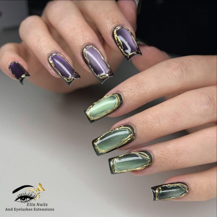 Chrome Nails 